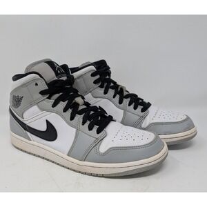Air Jordan 1 Mid Light Smoke Grey Black White Men US 8.5 UK 7.5 EU 42